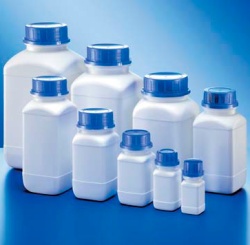 Бутыль Kautex широкогорлая 100 мл, HDPE, квадратная, Ø 32 мм, белый цвет, без крышки, с допуском ООН для твердых веществ